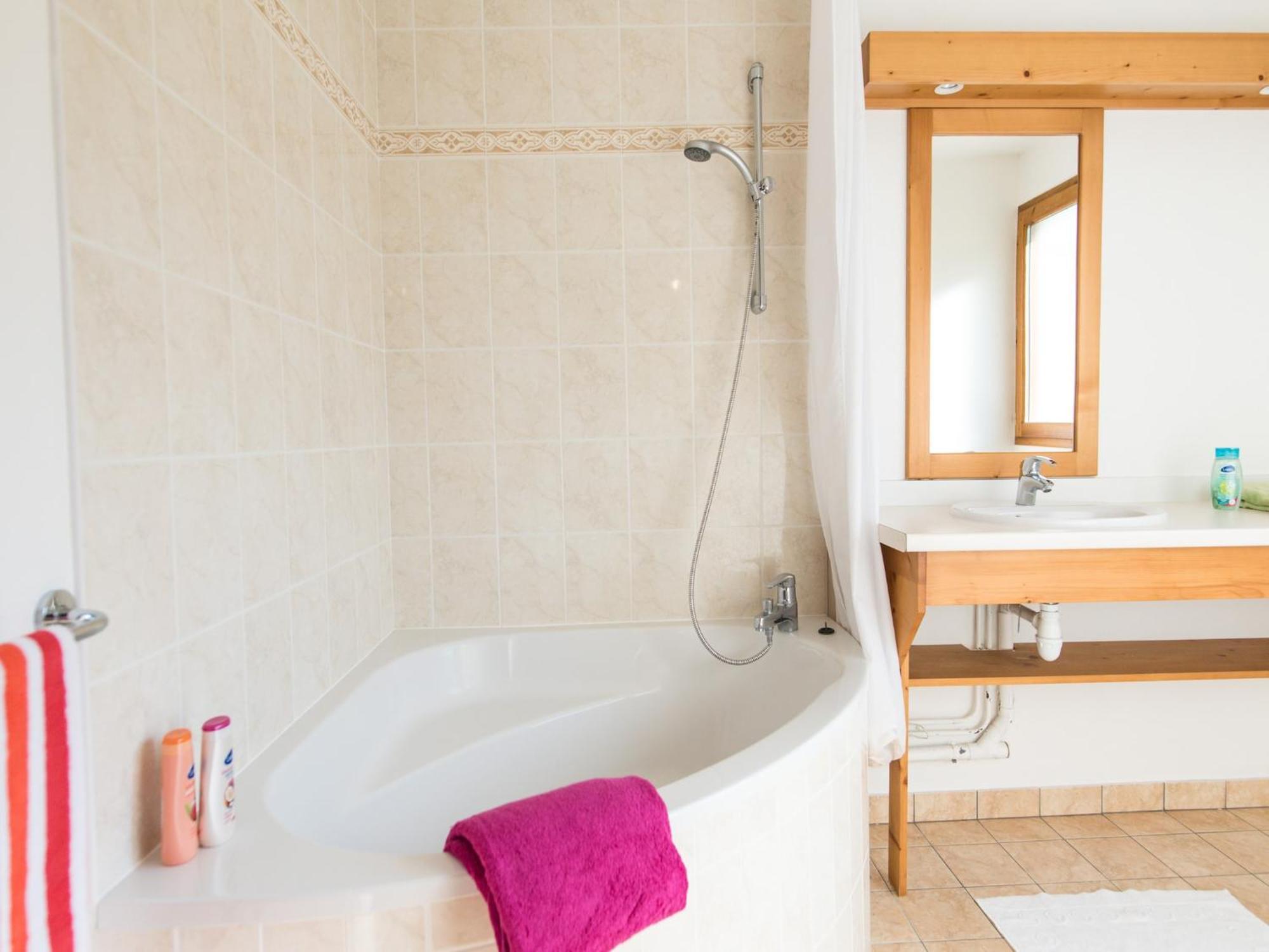 Great Holiday Home Near Lake Annecy 日耶 外观 照片